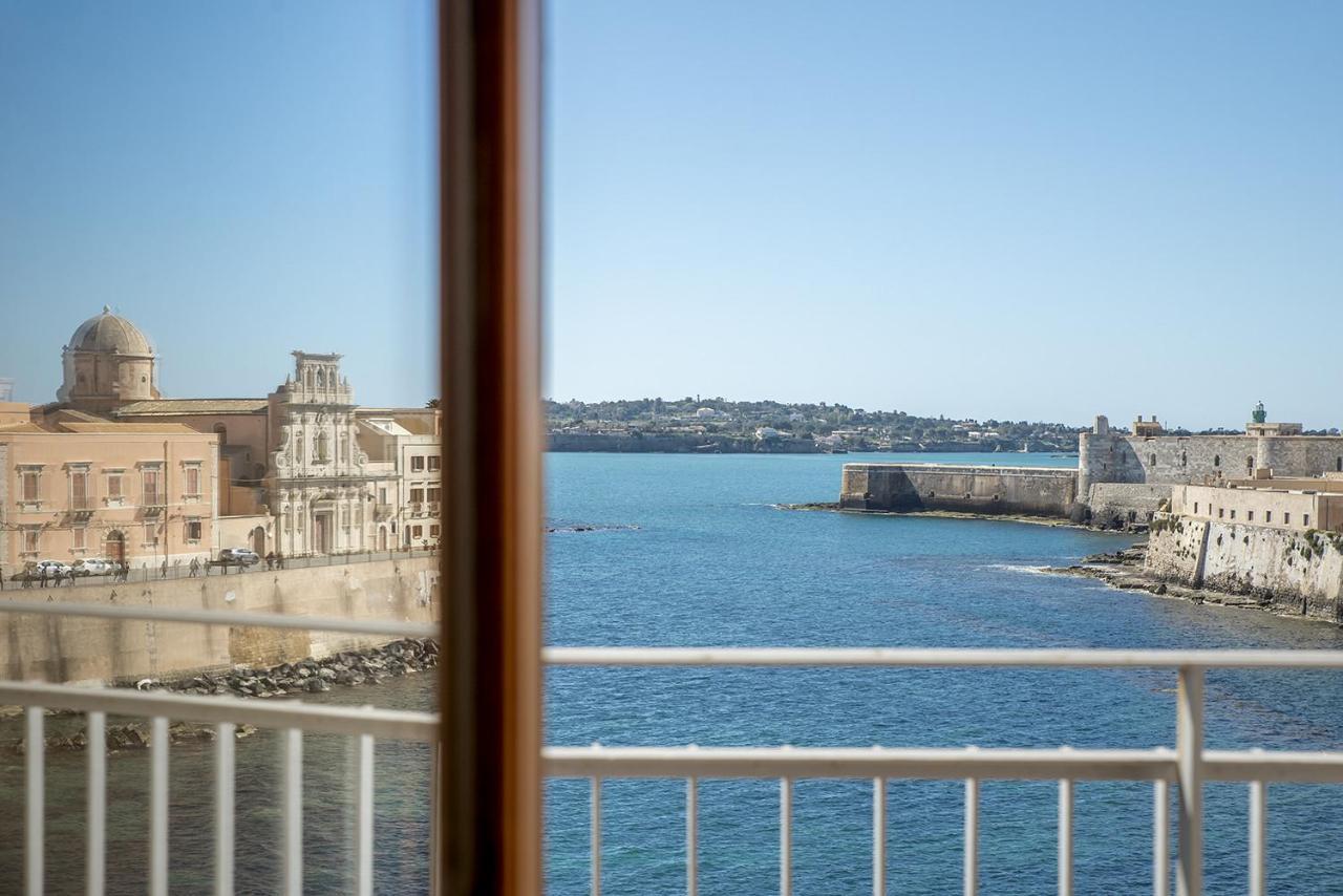 Ortigia Seafront Apartment By Wonderful Italy Syracuse Esterno foto